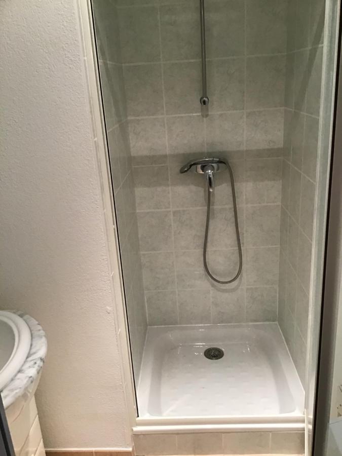Appartement 3 Min A Pied Du Centre D'Uzes Parking Piscine Bagian luar foto